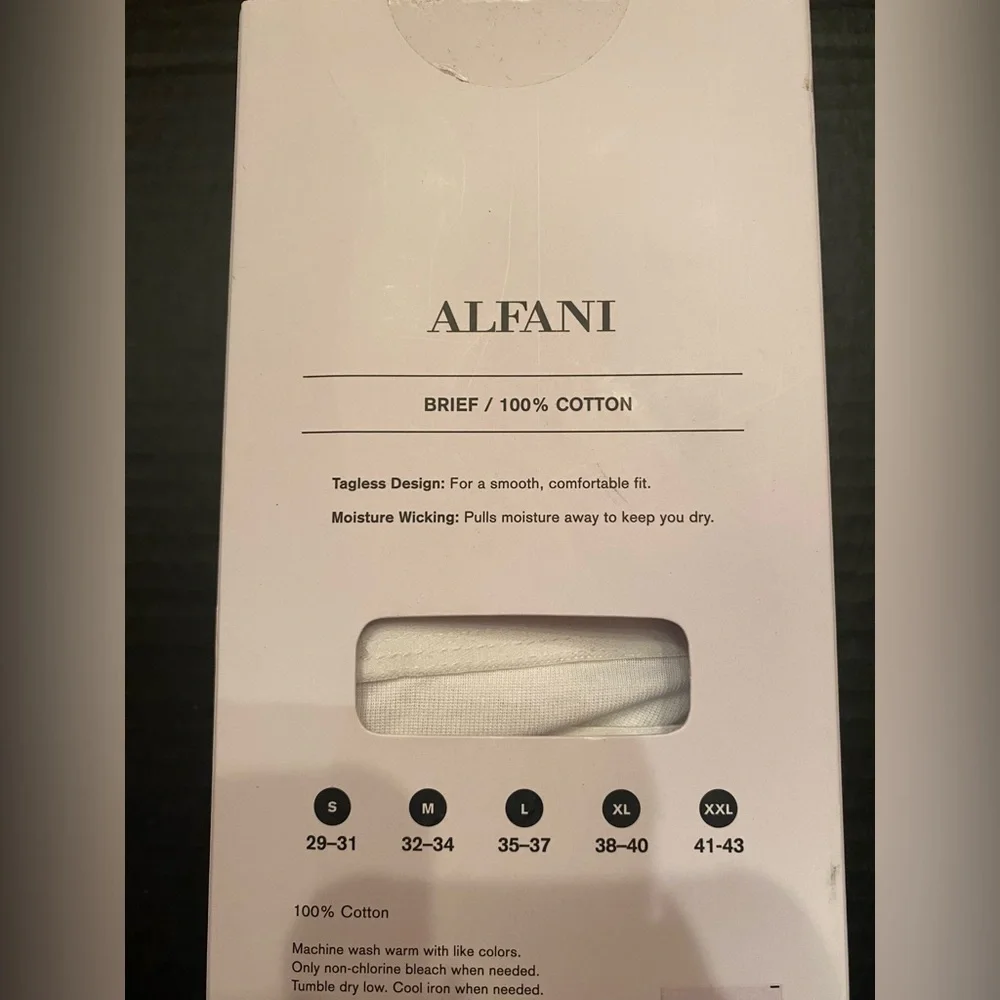 Alfani Men’s 4 Pack Briefs in White Size XL 38-40 NWT‎